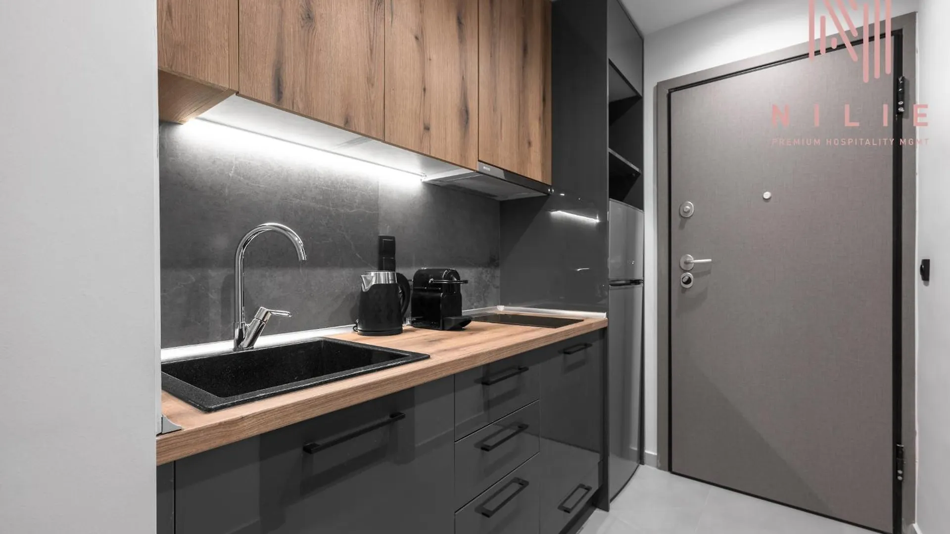 Room 8, Nilie Hospitality Mgmt Salonic