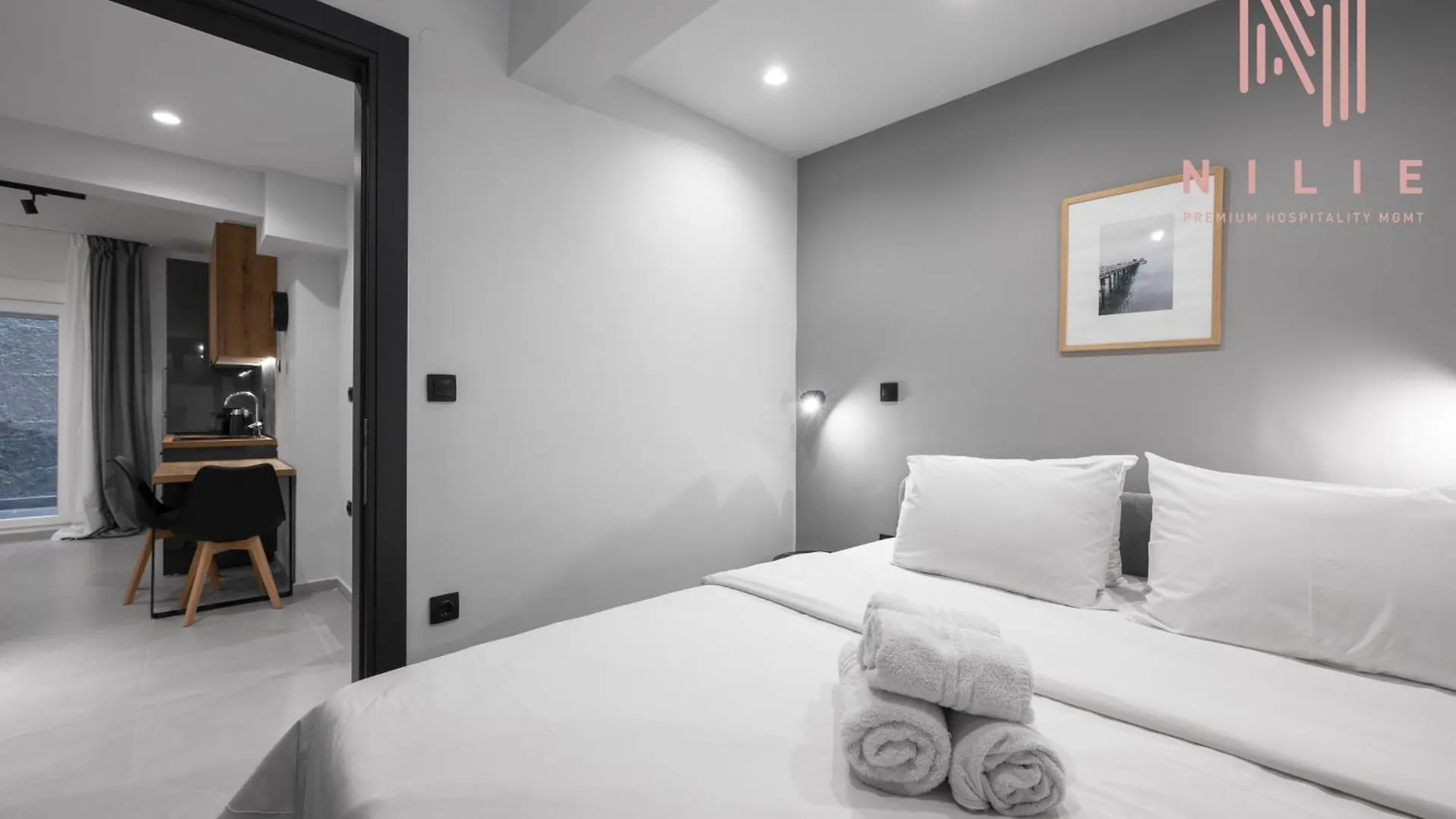 Room 8, Nilie Hospitality Mgmt Salonic 0*,